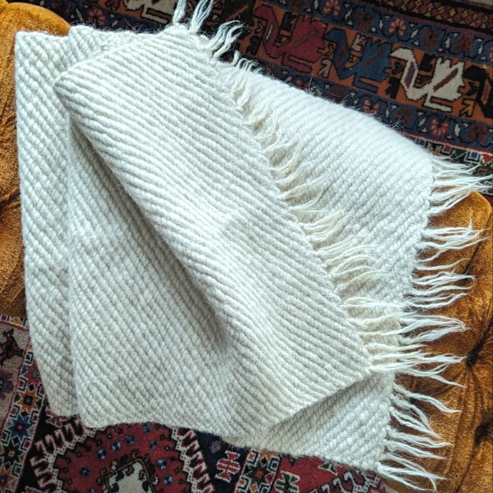 Hand Loomed Wool Throw - Picture 3 of 5